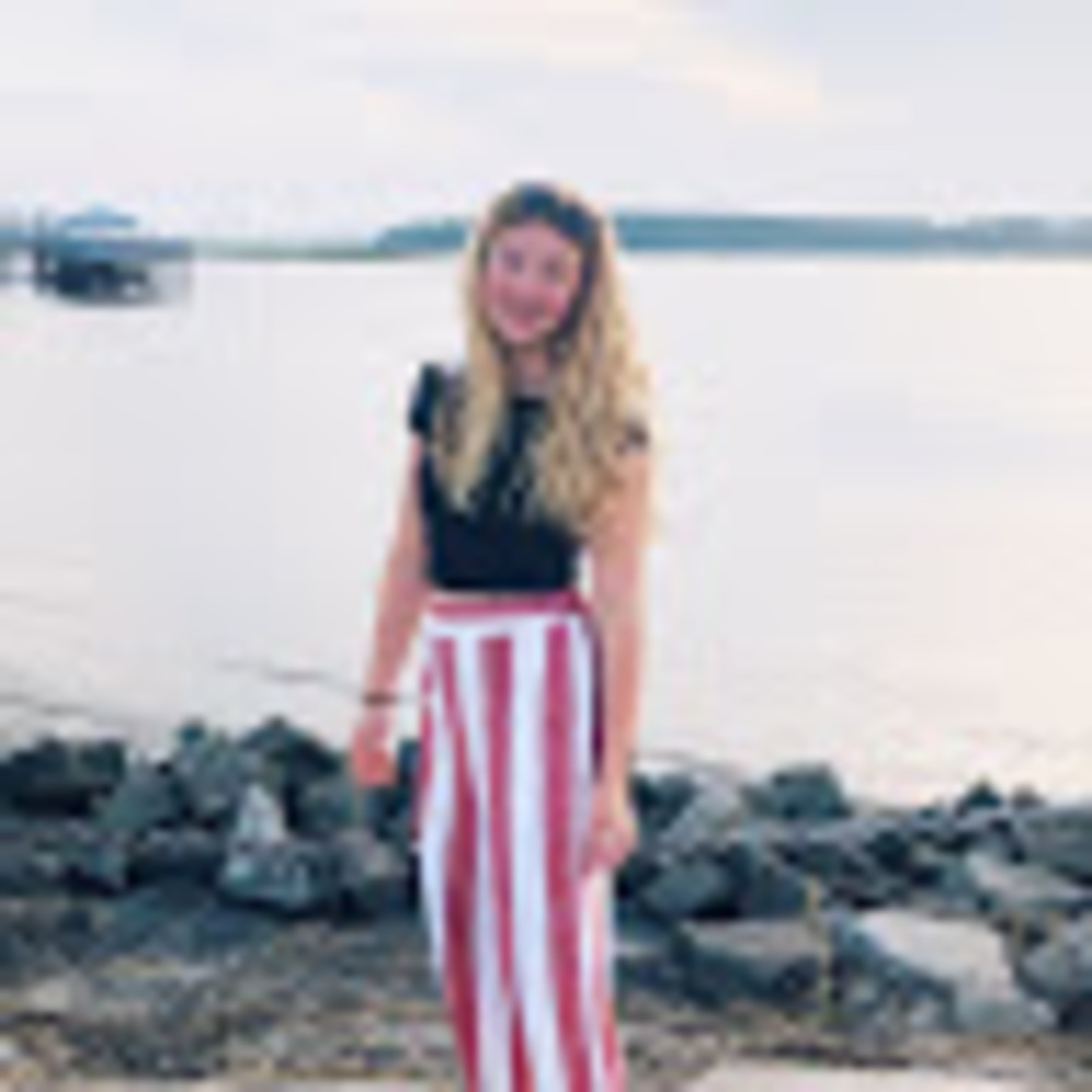 Meet your Posher, Avery